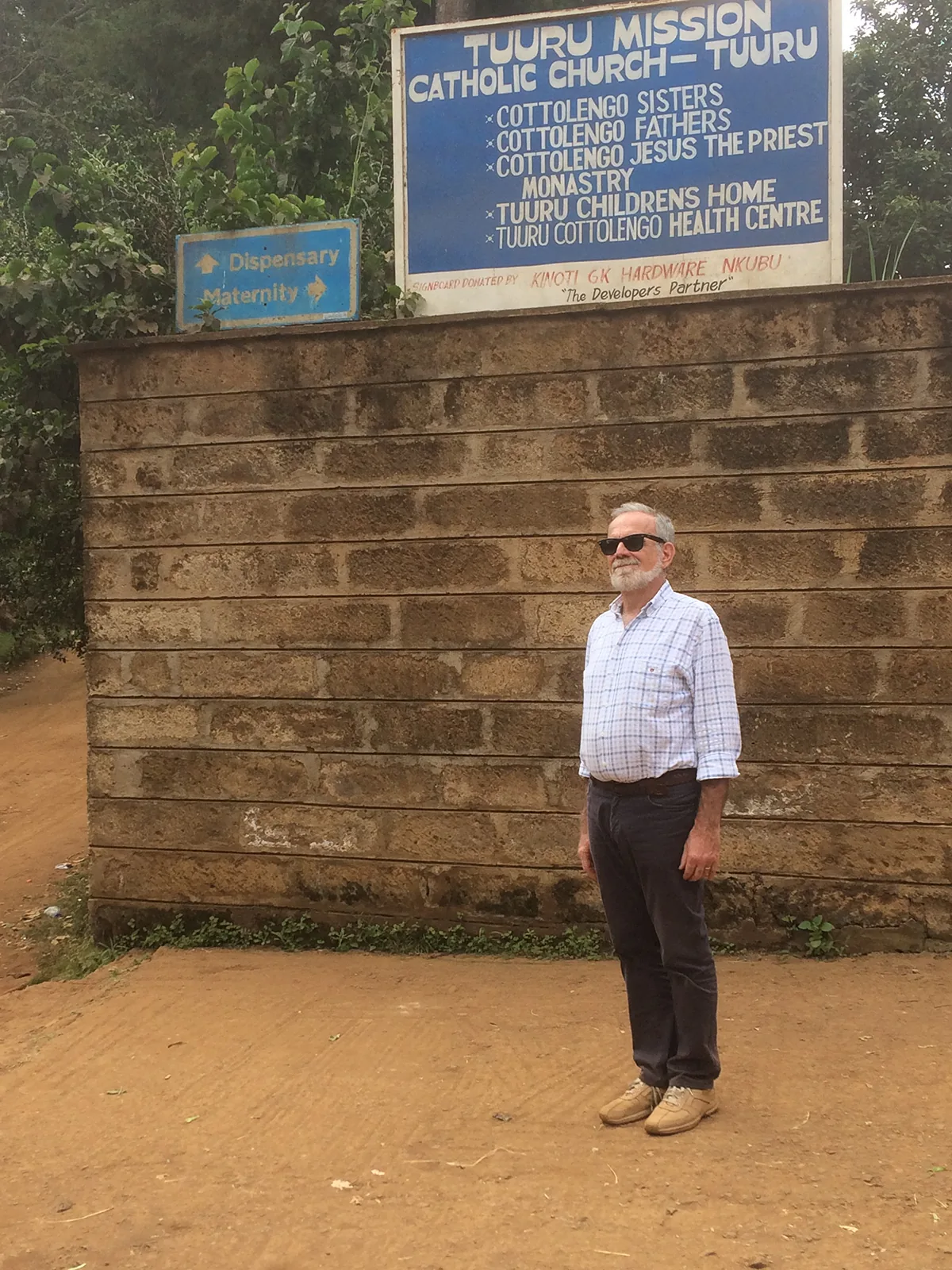Professor Farnetani in Kenya